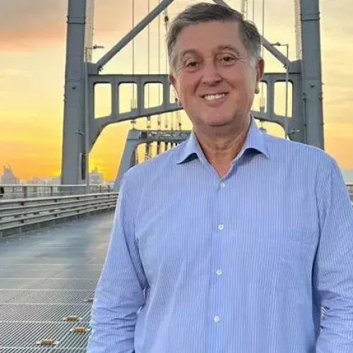 Como gerar empatia com os eleitores: guia essencial para campanhas políticas